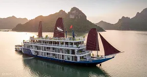 Ha Long Bay Food Guide: 10 Local Specialties You Must Try